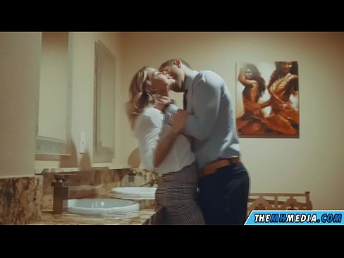 ❤️ Ko'krakli sarg'ish sizni jamoat hojatxonasida yo'ldan ozdirganda ️❌ Sifatli pornoda pornoda uz.xxxdesichudai.ru ❌❤